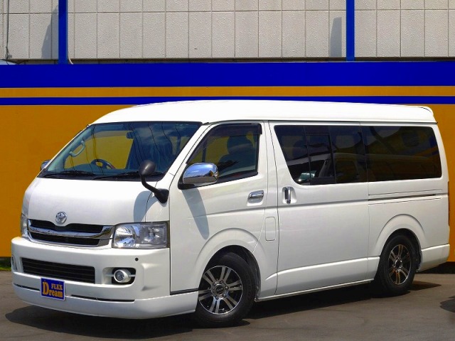 厳選中古車ハイエースバン ワイドS-GLディーゼルターボ！