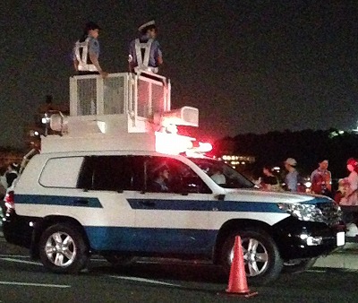 ランクル200の警察車両♪