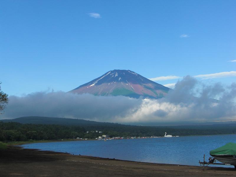 イザ山中湖へランクルで！