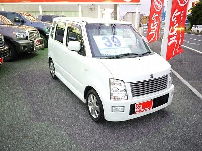 維持費が安くて人気の軽自動車！中古車買取直販もお任せくださいね♪