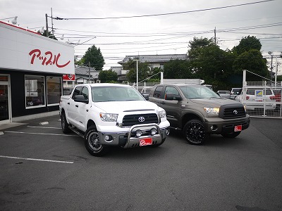 USトヨタ タンドラ4WDと新車のシエナが入ってきました~