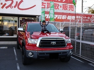 USトヨタ タンドラ×シェルトップ×ラディアンレッド ご納車です♪