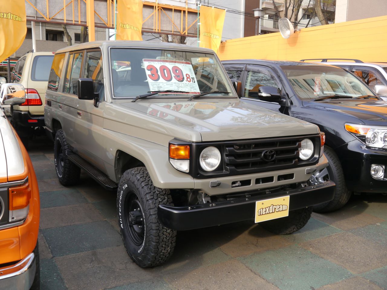 ランクル70 HZJ76K ディーゼル カッコ良すぎるので先行でご紹介します