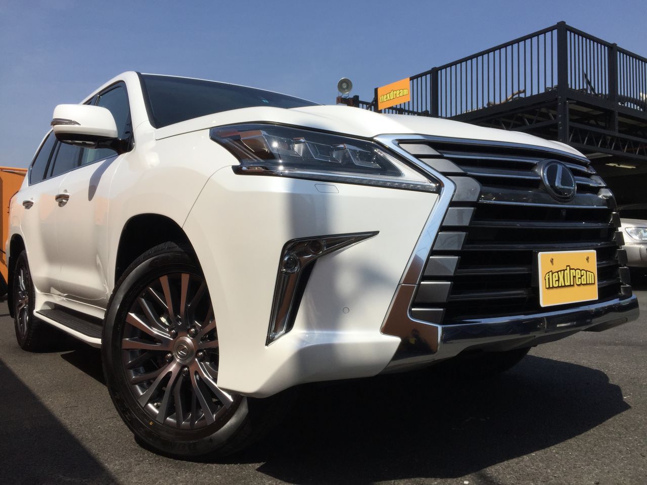 初登場 ①スタ LEXUS LX570 MODEL TOYOTA レクサス トヨタ ホワイト 正規ライセンス 乗用ラジコン 展示試乗車 子供 幼児 玩具① Unboxing of Lexus LX570 Smoke Feature    Diecast Model Car