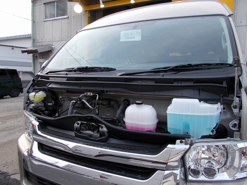 ハイエース200系用 BOXY STYLE ユーロボンネット：ワゴンGL/S-GL/グランドキャビンのモデルに対応♪｜ハイエース好きなんだもん  ハイエース専門店BLOG｜flexdream blog