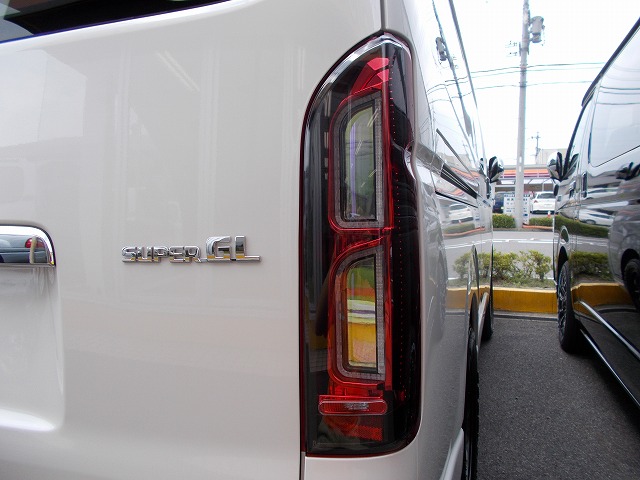 0系ハイエース コプラスジャパン プラチナムledテールランプのご紹介 ハイエース好きなんだもん ハイエース専門店blog Flexdream Blog 0系ハイエース コプラスジャパン プラチナムledテールランプのご紹介 ハイエース好きなんだもん ハイエース専門店blog Flexdream Blog