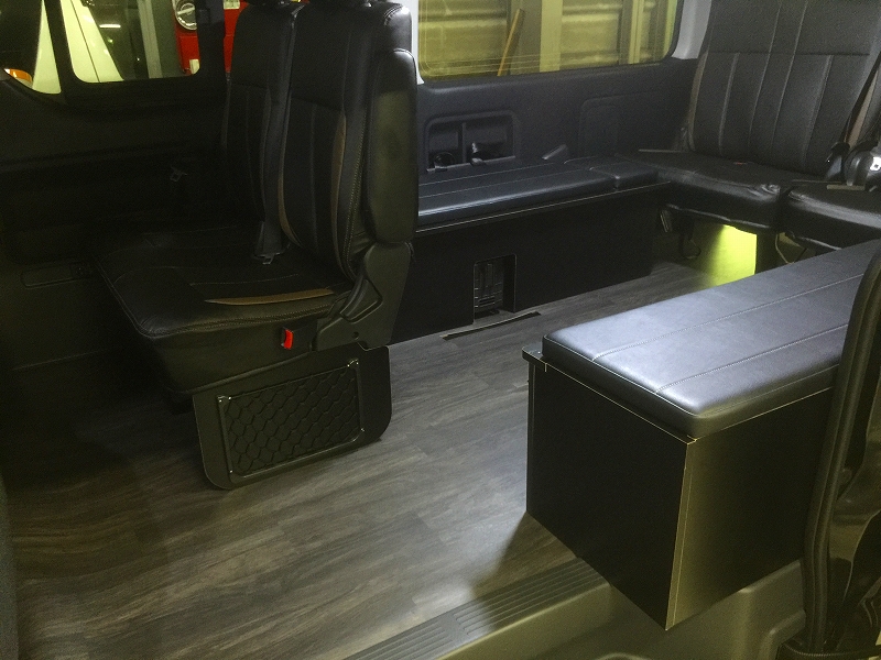 Lines ラインズ 床張りキット Fd Boxベッドキット ワゴンgl用 で快適な室内空間に ハイエース専門店のライトキャンピングカー Flexdream Blog