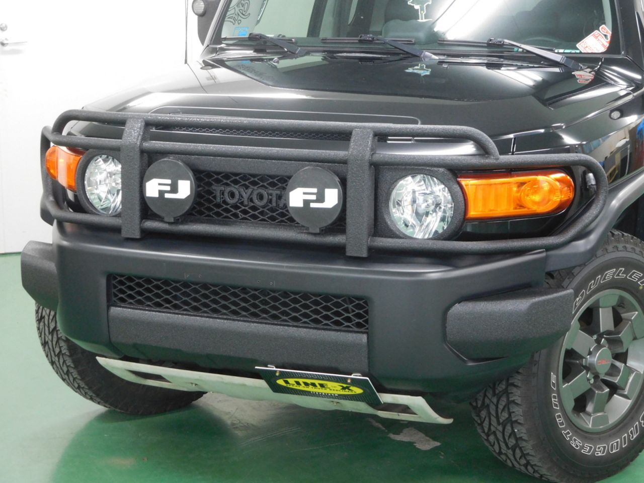トヨタ FJ クルーザー 06-22 TRD スタイル 高品質 グリル フロント 外装 ジェットブラック 1p FJクルーザー TRDスペシャルED 話題の・・≪LINE-X≫でトレイル