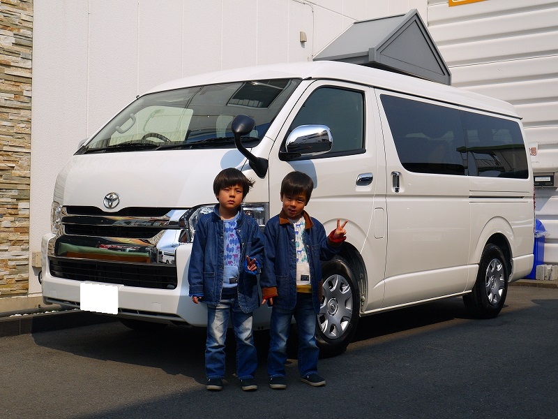 フルノーマルの新車ハイエースワゴン Gl 4wd をベースに お得なカスタムpkgでお好みのハイエースを作りませんか ハイエース専門店のライトキャンピングカー Flexdream Blog フルノーマルの新車ハイエースワゴン Gl 4wd をベースに お得なカスタムpkgでお好みのハイエースを作りませんか ハイエース専門店のライトキャンピングカー Flexdream Blog