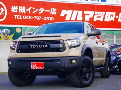 タンドラ　４ＷＤ　クルーマックス　ＳＲ５　ベージュ　ＴＲＤＰＲＯ仕様　LINE-X