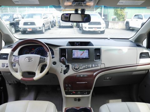 シエナ　ＬＩＭＩＴＥＤ　2012年モデル　ケンウッドフルセグ地デジナビ
