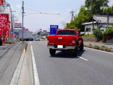 2012ｙ　タンドラ　クルーマックス　4ＷＤ　３．５インチＵＰ　ＫＭＣ　ＸＤ１２９　Ｈｏｌｅｓｈｏｔ１７インチアルミ