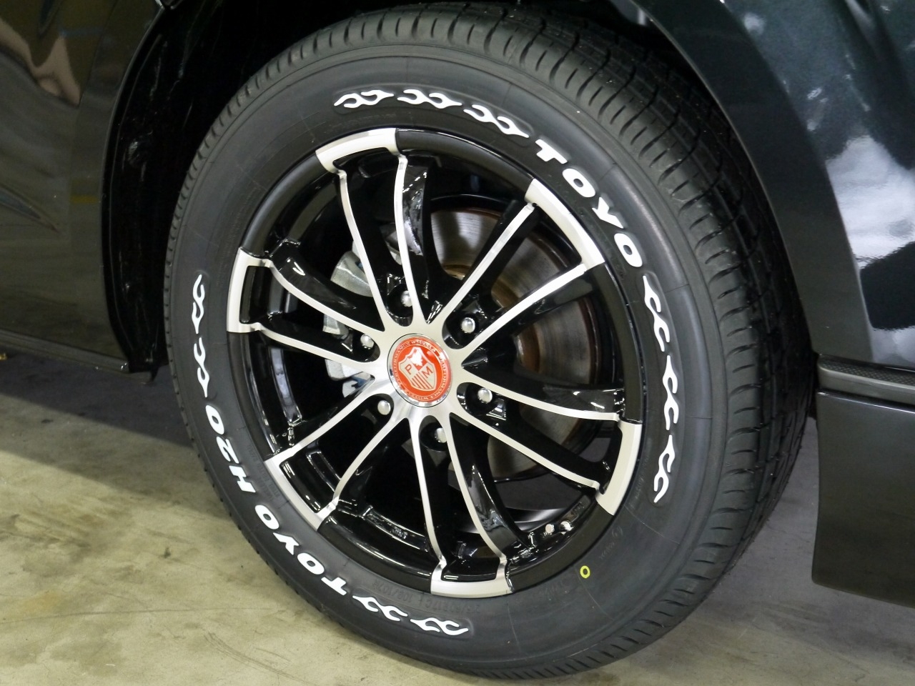 新車ハイエースワゴンgl 4wdの仕様変更を二台行いました 別注カラー 599ライトイエロー のfd Box0 新規制対応 後ろ向きシート 搭載のfd Box2t ハイエース専門店のライトキャンピングカー Flexdream Blog 新車ハイエースワゴンgl 4wdの仕様変更を二台行いました 別注カラー 599ライトイエロー のfd Box0 新規制対応 後ろ向きシート 搭載のfd Box2t ハイエース専門店のライトキャンピングカー Flexdream Blog