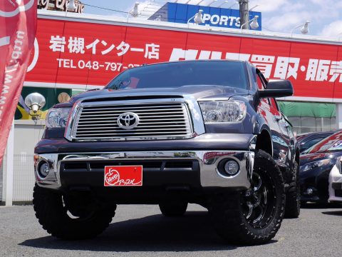 2009ｙ　タンドラ　クルーマックス　4WD　ガンメタ　3インチUP　