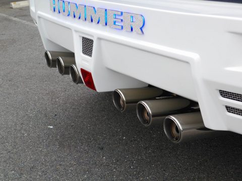 HUMMER　H2　６輪　６本だしマフラー