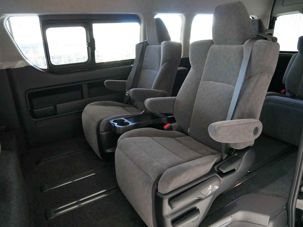 ハイエース専門店の車中泊 アウトドアビークル Flexdream Blog 17 9 17