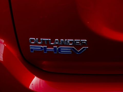 アウトランダー　PHEV　