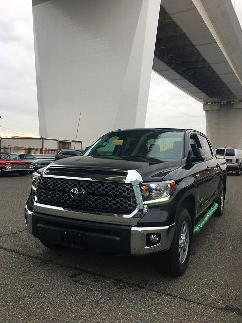 2018年モデル タンドラクルーマックス SR5 2018年モデル タンドラクルーマックス SR5