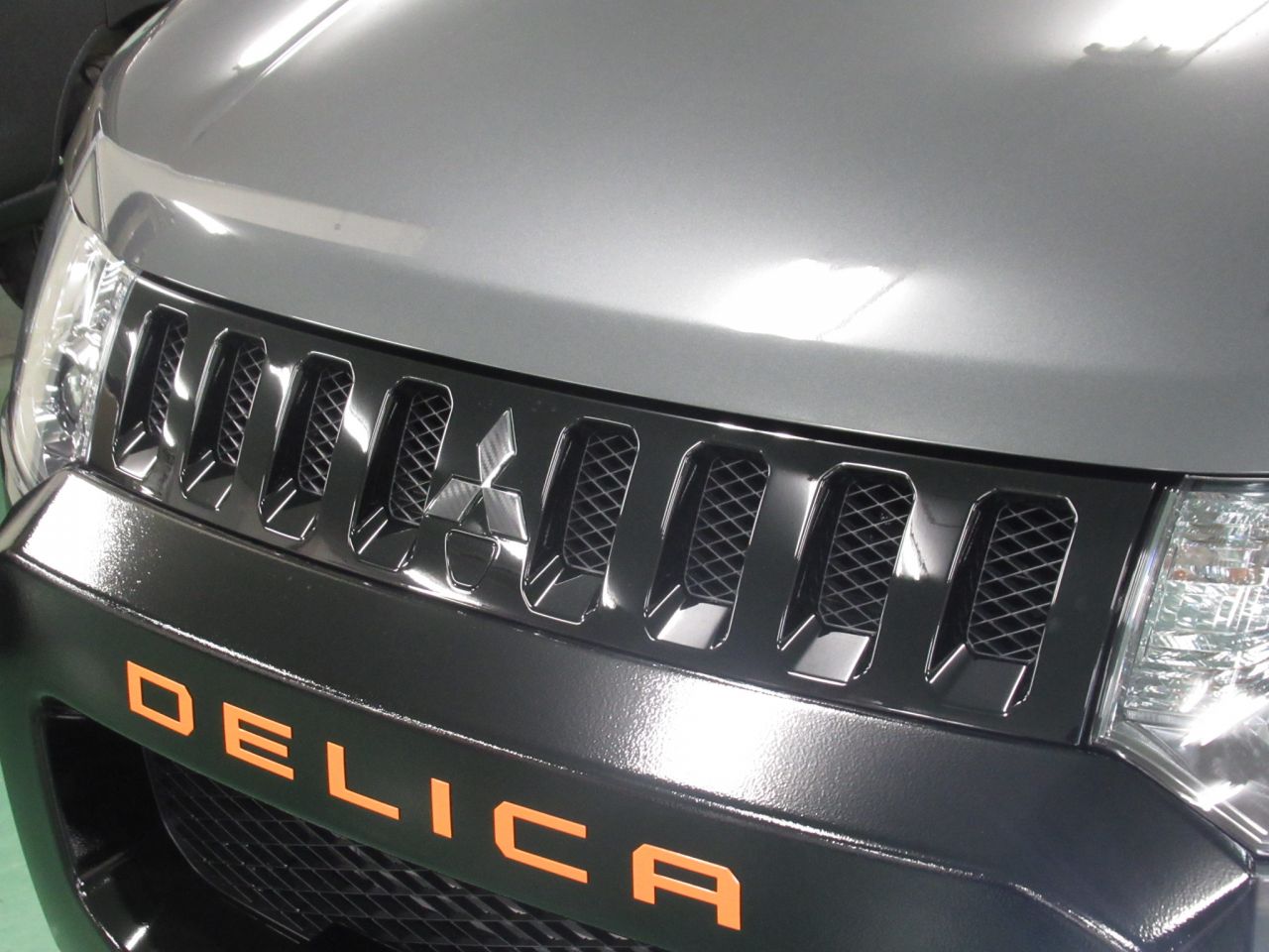 デリカd5 フロントグリル　カメラ付き　アクティブギア 三菱 デリカＤ：５ アクティブギア ４ＷＤ ワンオーナー 両側電動ドア
