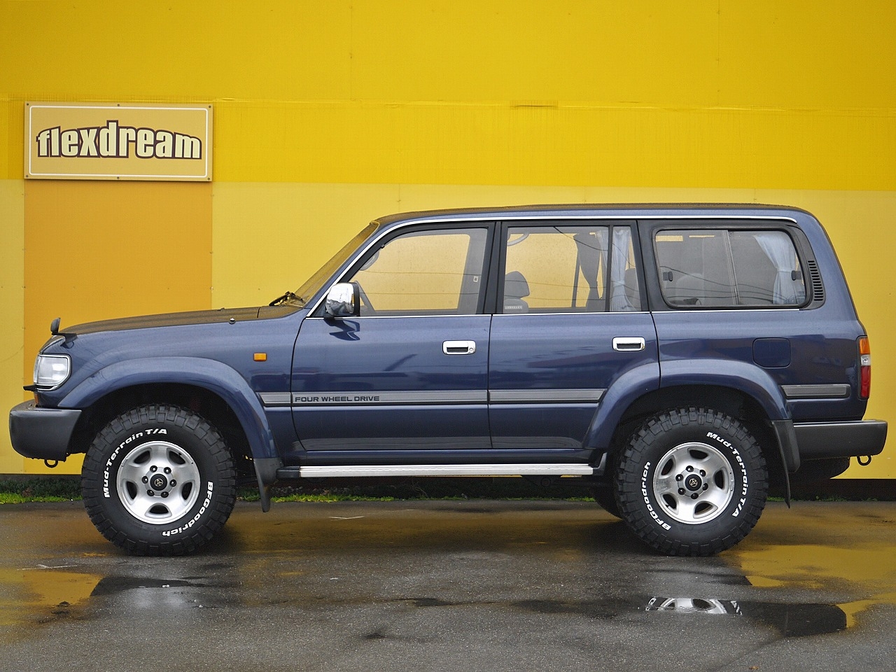 ランクル80 ｖｘ ガソリン ５ｍｔ ワンオーナー 後期モデルの１台です ランクル好きなんだもん ランクル専門店ブログ Flexdream Blog