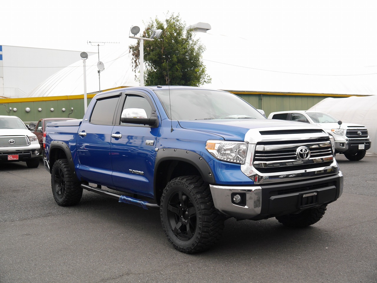 2018年 新車 タンドラ 4WD クルーマックス ブルー パール リフトアップ ミッキートンプソン 2018年 新車 タンドラ 4WD クルーマックス ブルー パール リフトアップ ミッキートンプソン