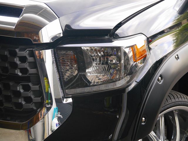 2018年モデル タンドラ SR5 ヘッドライト LEDデイライト 2018年モデル タンドラ SR5 ヘッドライト LEDデイライト