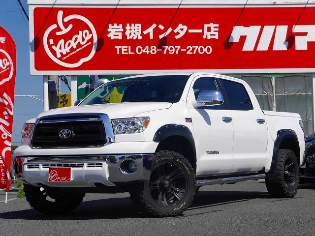 2011年モデル TUNDRA Crew Max 4WD　入庫いたしました～！