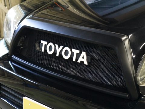 ワンオフグリル：TOYOTAロゴ