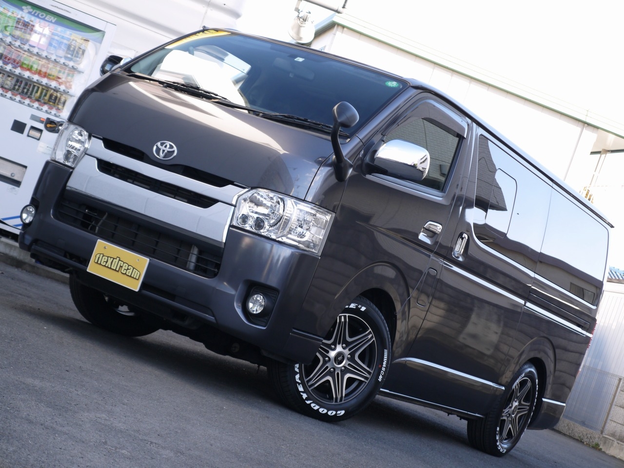 1g3グレーメタリック で周りに差をつける H26レジアスエースバン スーパーgl ディーゼル4wd Mrtタイプ が当店に仲間入り ハイエース専門店のライトキャンピングカー Flexdream Blog 1g3グレーメタリック で周りに差をつける H26レジアスエースバン スーパーgl ディーゼル4wd Mrtタイプ が当店に仲間入り ハイエース専門店のライトキャンピングカー Flexdream Blog