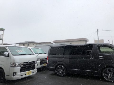 高崎店初雪降り始め