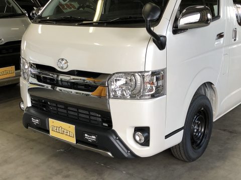 TRD：フロントスポイラー（LED付）