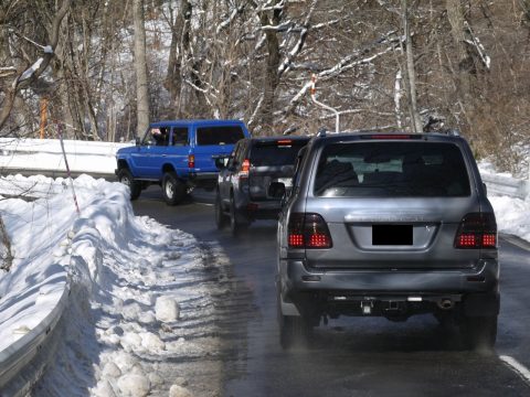 高速を降り、羽鳥湖スキー場へ