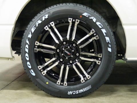 BIGWAY：B-MUD X ×Goodyear：ナスカー 17-in