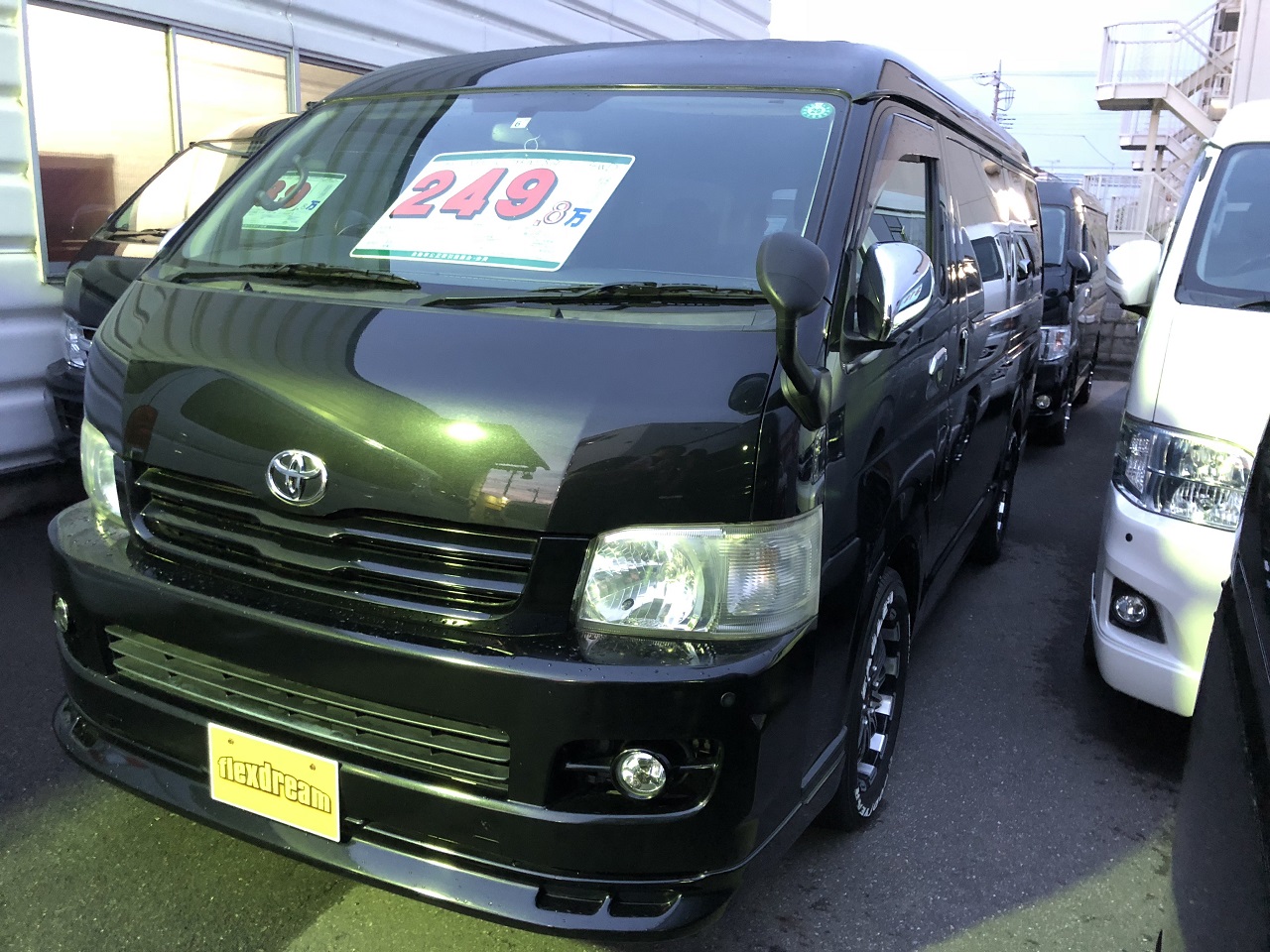 厳選中古車が続々入庫 冬を見据えて 新規オーダーキャンペーン開催いたします ハイエース専門店のライトキャンピングカー Flexdream Blog