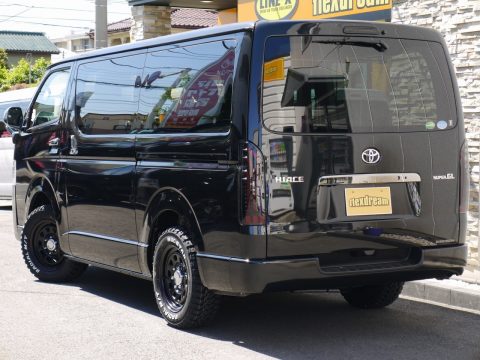 オールブラックの新車コンプリート