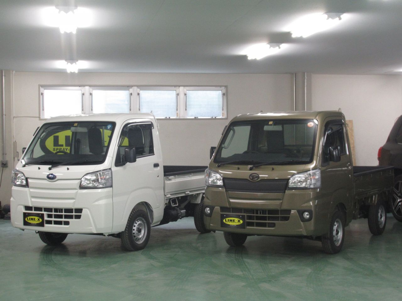 軽トラの荷台保護 500系ハイゼット サンバー ダンプ 荷台にline Xベッドライナー塗装施工 Line X 自動車部門 公式ブログ Flexdream Blog