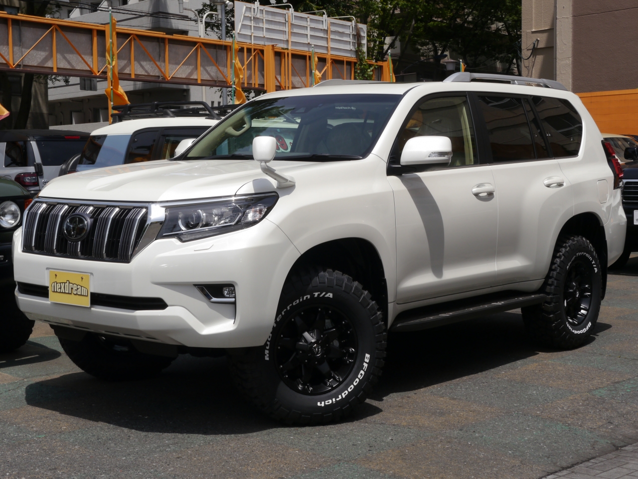 新型の150系プラド 新車 未登録車 を贅沢に2インチリフトアップ 新品タイヤホイールでカスタム ランクル専門店スタッフの独り言 Flexdream Blog 新型の150系プラド 新車 未登録車 を贅沢に2インチリフトアップ 新品タイヤホイールでカスタム ランクル専門店スタッフの独り言 Flexdream Blog
