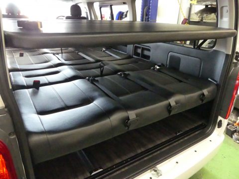 シートフルフラット展開時リア側 シートフルフラット展開時リア側