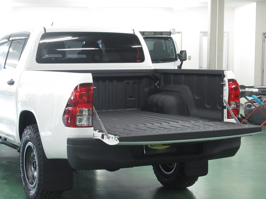国産人気 ACROPIX 車体カバー ピックアップトラックの車のカバー Fordに対応 F150 Crew Cab 6.5ft Bed Pickup  4ドアに対応 ブラック 1個：Nine-market