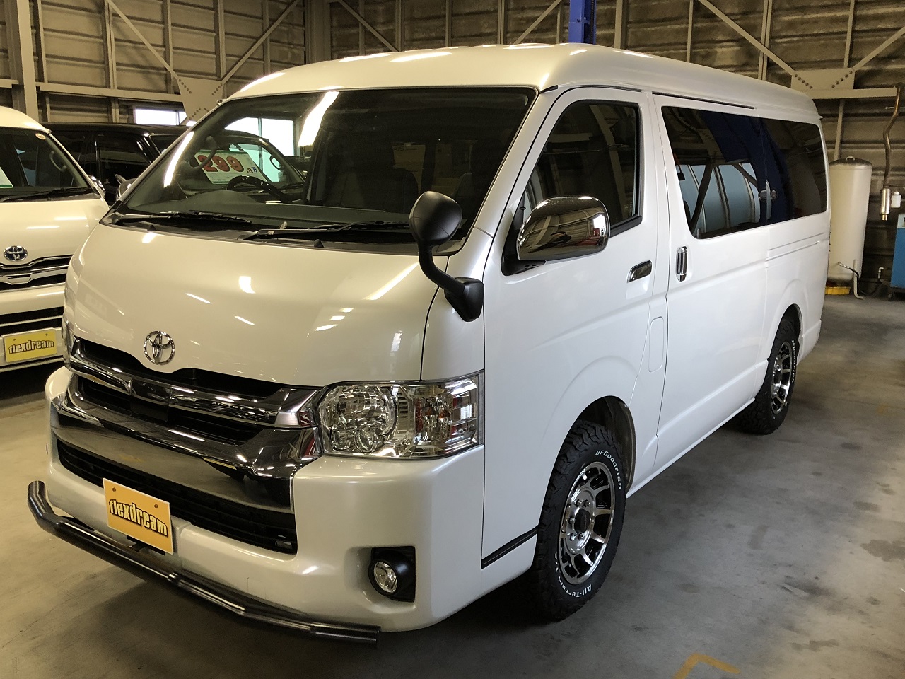 入庫情報 新車ハイエースワゴン Gl 4wd アゲ系コンプリートを先行up ハイエース専門店のライトキャンピングカー Flexdream Blog 入庫情報 新車ハイエースワゴン Gl 4wd アゲ系コンプリートを先行up ハイエース専門店のライトキャンピングカー Flexdream Blog