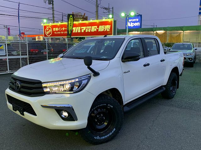 新型HILUX Z 4WD クリーンディーゼル LINE-Xカスタム 新型HILUX Z 4WD クリーンディーゼル LINE-Xカスタム