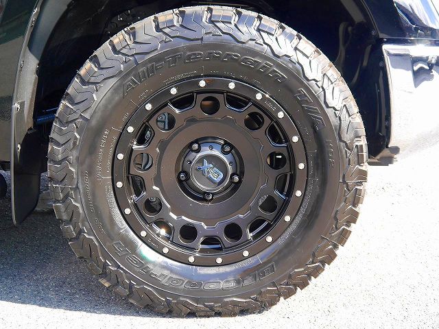 KMC XD129 Holeshot 18inchAW KMC XD129 Holeshot 18inchAW