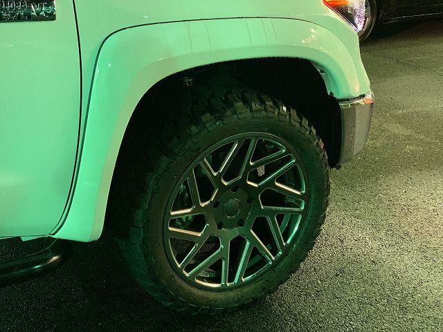 ボディ同色ブッシュワーカーオーバーフェンダー フレアスタイル 040 ボディ同色ブッシュワーカーオーバーフェンダー フレアスタイル 040