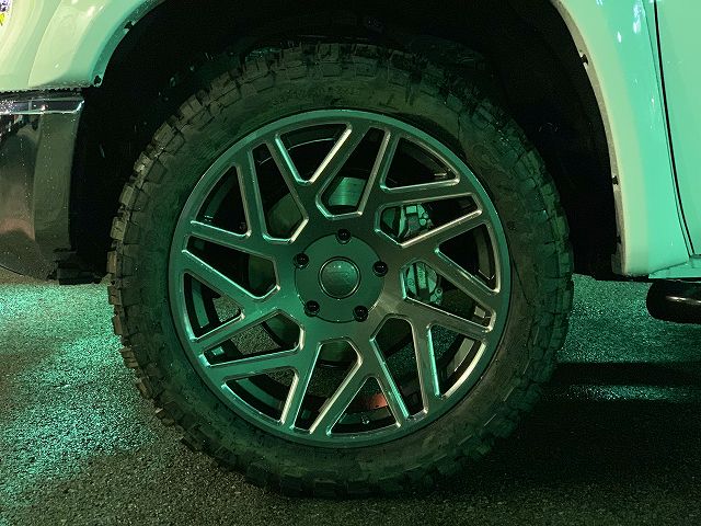 BlackRhino Cyclone 22inchAW COMFORSER CF3000 33×12.50R22 BlackRhino Cyclone 22inchAW COMFORSER CF3000 33×12.50R22