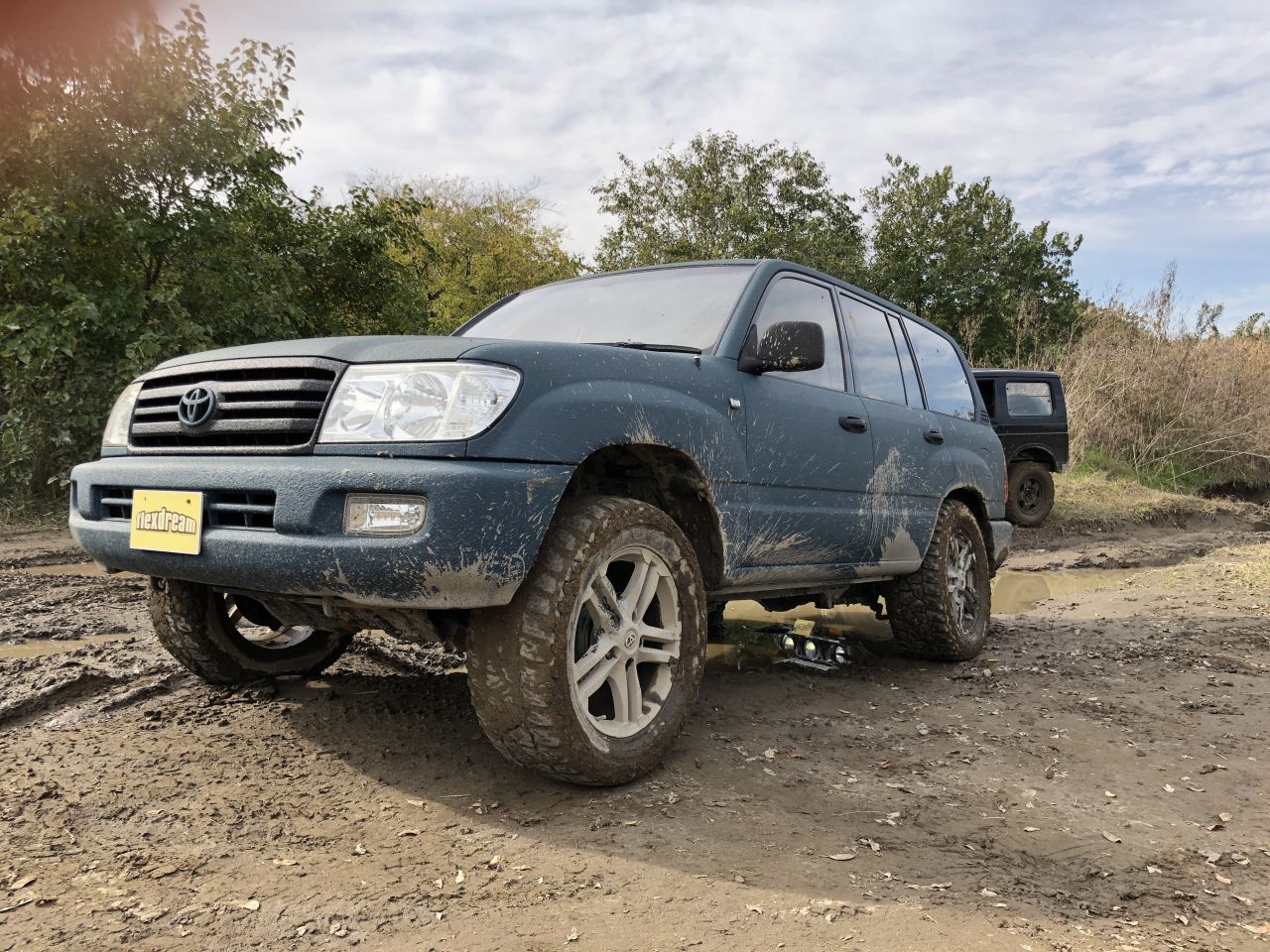 ランクル プラド デリカ Usトヨタのタンドラでオフロード走行会 ファットバイクも参加 ランクル専門店ですのでランドクルーザーだけ Flexdream Blog