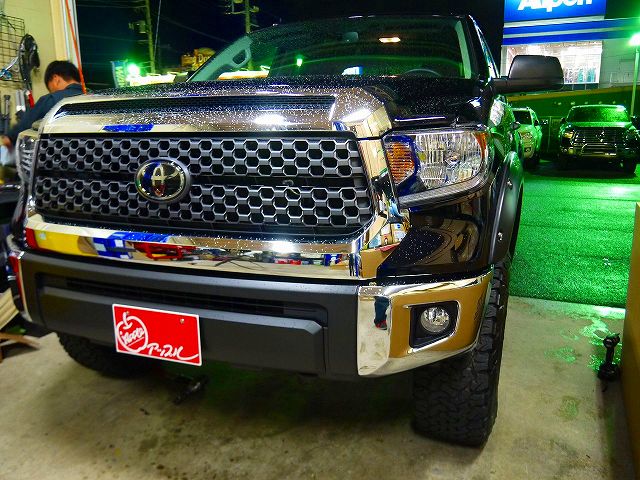 新車2019y タンドラ4WD クルーマックスSR5 2.5インチUP KMC18インチAW 新車2019y タンドラ4WD クルーマックスSR5 2.5インチUP KMC18インチAW