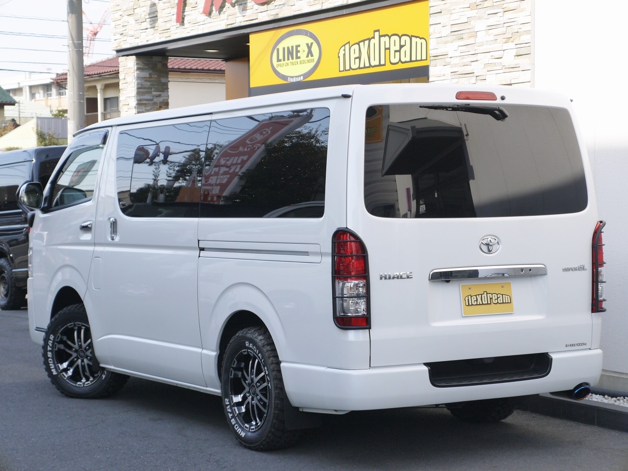 4 4オフロードスタイルでカスタムコンプリート H26ハイエースバン S Gl ディーゼル4wd ハイエース専門店のライトキャンピングカー Flexdream Blog