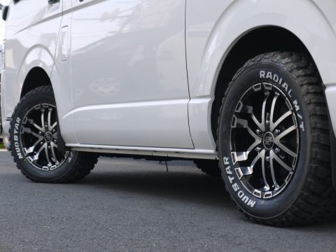 ハイエースバンでもアゲ系スタイル♪ ハイエースバンでもアゲ系スタイル♪