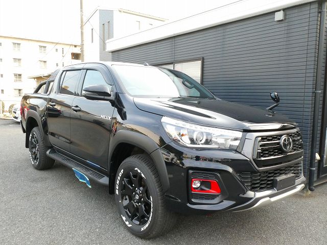 新車　ＨＩＬＵＸ　Ｚ　ＢｌａｃｋＲａｌｌｙＥｄｉｔｉｏｎ　ＴＲＤカスタム