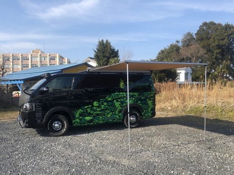 どこでもオーニングの展開可能♪ どこでもオーニングの展開可能♪